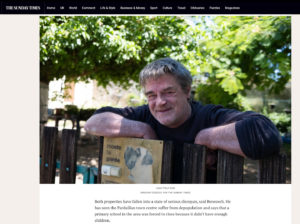 Publication le 12 juillet 2025 sur le site du journal britannique The Sunday Times dans le cadre d'un reportage sur les avoirs français du couple britannique à scandale Raynor Winn et Moth (The Salt Path).